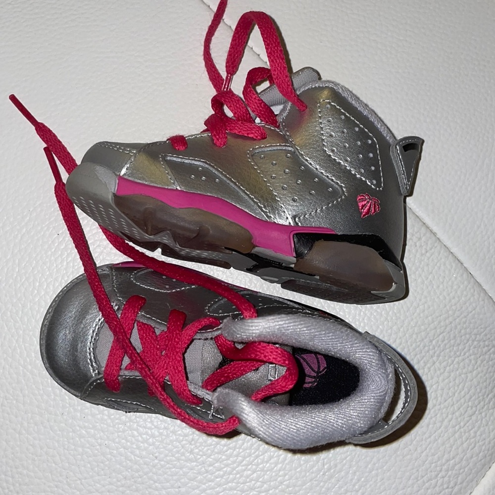 Like NEW JORDAN’S 5C